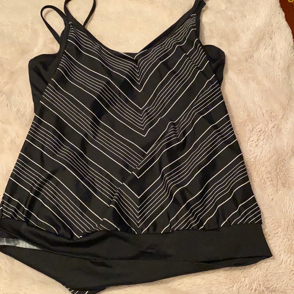 Athleta Bathing Suit Top
